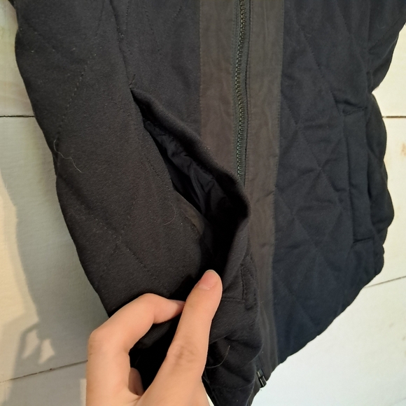 Marmot Abigail Black Vest Women’s Size Small - Picture 6 of 8